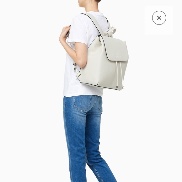 Ultra Light Flap Backpack - Picture 3 of 4